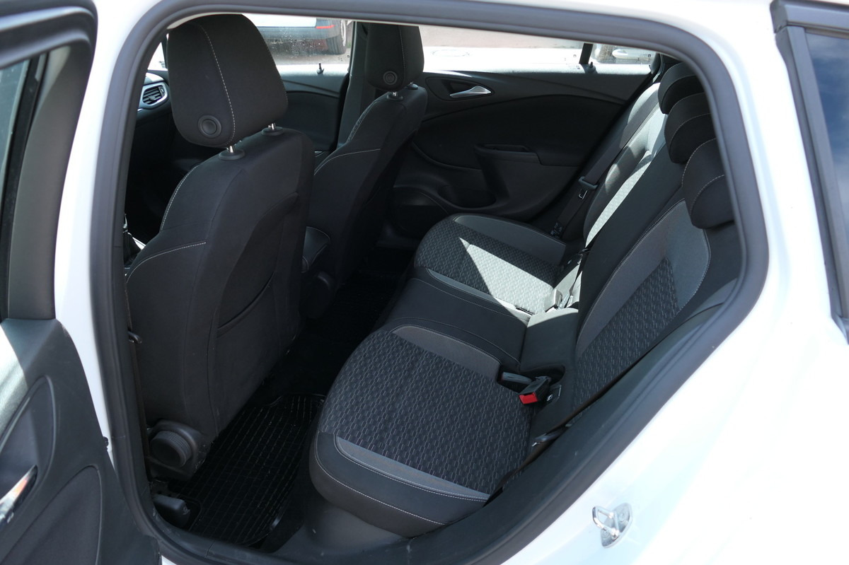 Station wagon OPEL Astra Sports Tourer 1.5 CDTI KLIMA: picture 7