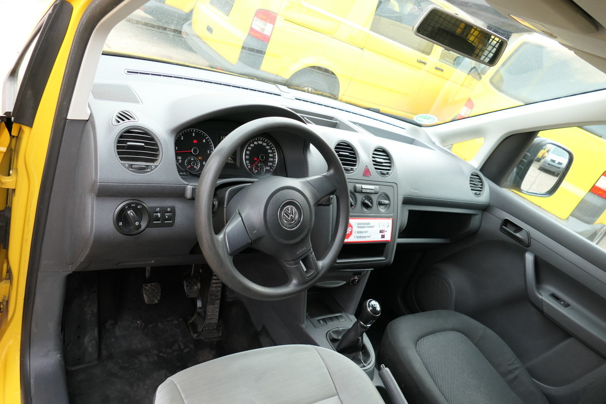 Interior photo 1: Leasing of VW Caddy 2.0 TDI 2-Sitzer EURO-5 PARKTRONIK 6-GANG VW Caddy 2.0 TDI 2-Sitzer EURO-5 PARKTRONIK 6-GANG Interior photo 1: Leasing of VW Caddy 2.0 TDI 2-Sitzer EURO-5 PARKTRONIK 6-GANG VW Caddy 2.0 TDI 2-Sitzer EURO-5 PARKTRONIK 6-GANG