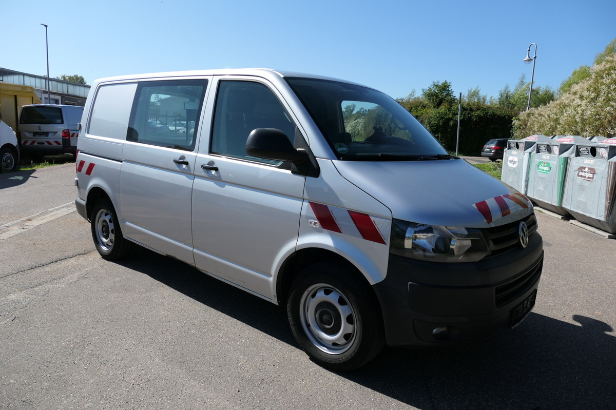 VW T5 Transporter 2.0 TDI 4Motion Flügeltür Klima A - Small van: picture 3 VW T5 Transporter 2.0 TDI 4Motion Flügeltür Klima A - Small van: picture 3