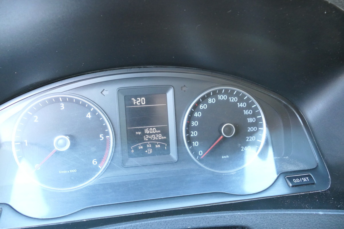 Small van VW T5 Transporter 2.0 TDI PARKTRONIK EURO-5 2xSCHIE: picture 13 Small van VW T5 Transporter 2.0 TDI PARKTRONIK EURO-5 2xSCHIE: picture 13