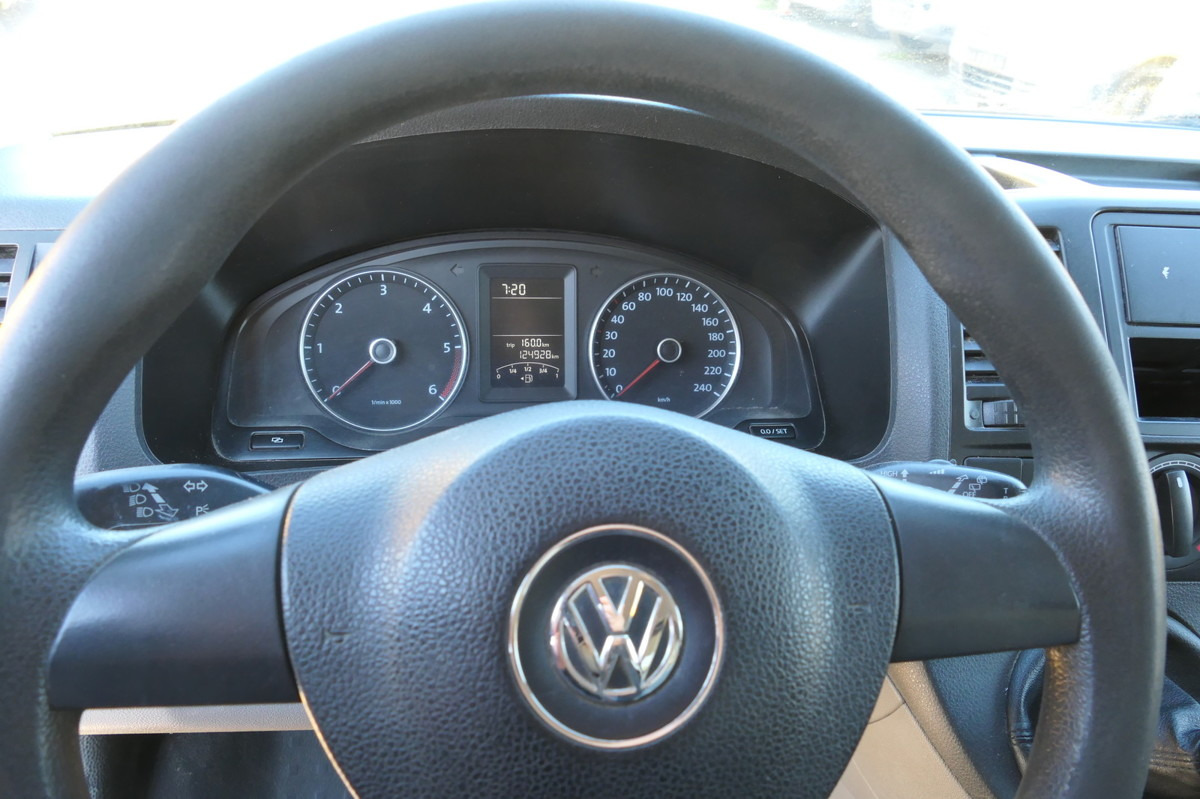 Small van VW T5 Transporter 2.0 TDI PARKTRONIK EURO-5 2xSCHIE: picture 12 Small van VW T5 Transporter 2.0 TDI PARKTRONIK EURO-5 2xSCHIE: picture 12
