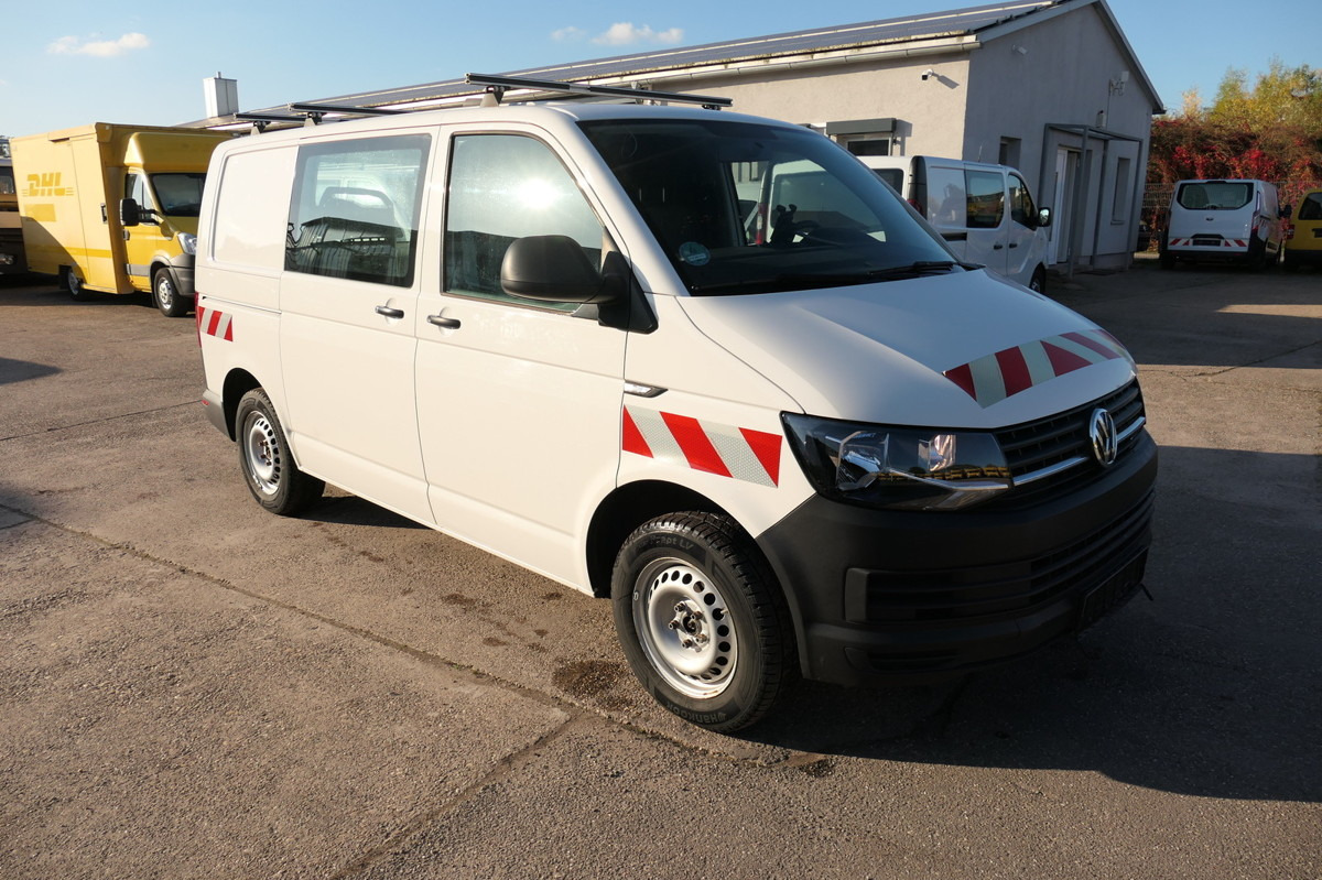 VW T6 2.0 TDI 4Motion 3-Sitzer Klima AHK WERKSTATT - Small van: picture 2 VW T6 2.0 TDI 4Motion 3-Sitzer Klima AHK WERKSTATT - Small van: picture 2