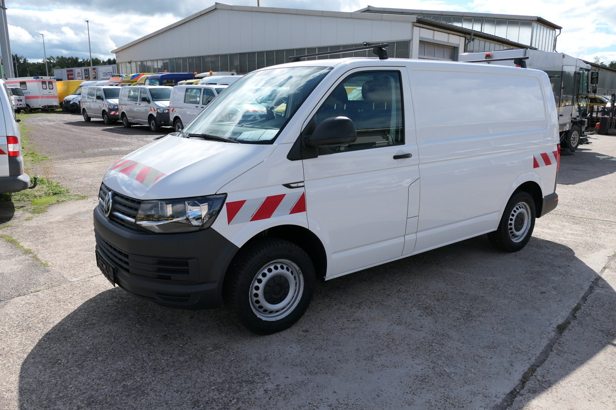 VW T6 Transporter 2.0 TDI 4Motion 3Sitzer KLIMA AHK - Small van: picture 2 VW T6 Transporter 2.0 TDI 4Motion 3Sitzer KLIMA AHK - Small van: picture 2