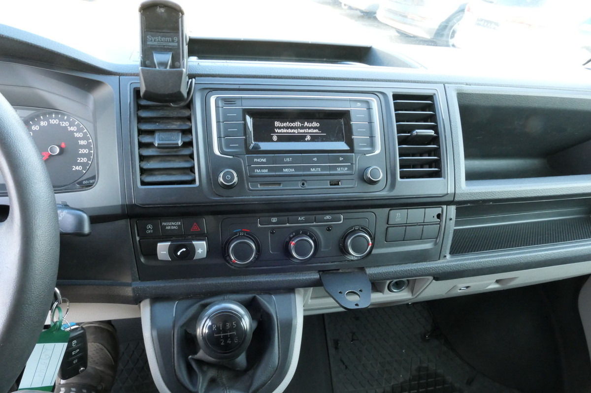 Small van VW T6 Transporter 2.0 TDI 4Motion 3Sitzer KLIMA AHK: picture 10