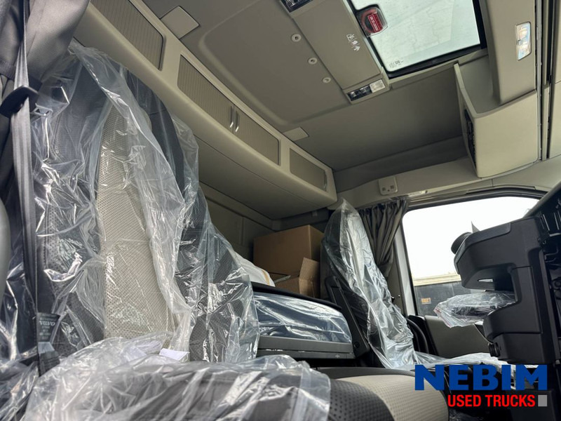 Crane truck Volvo FH500 8x4 Triple - HMF5020K6 43,6 T/M NEW-NIEUW-NEU: picture 6