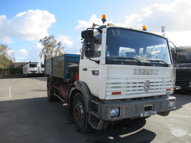 Renault G300 - Dropside/ Flatbed truck, Crane truck: picture 1 Renault G300 - Dropside/ Flatbed truck, Crane truck: picture 1