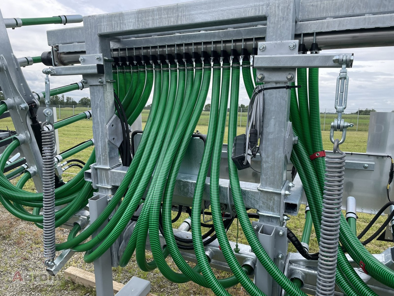 Fliegl Schleppschuhverteiler Compact 6,0 m - Slurry injector: picture 3 Fliegl Schleppschuhverteiler Compact 6,0 m - Slurry injector: picture 3