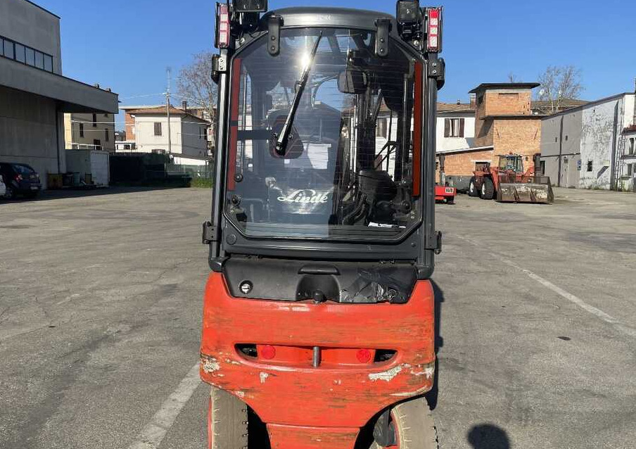 Linde E 20 PH - Electric forklift: picture 3 Linde E 20 PH - Electric forklift: picture 3
