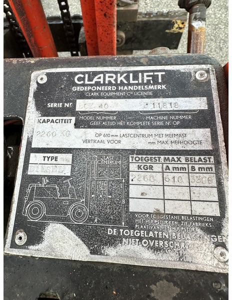 Clark DCY 40 - Diesel forklift: picture 5 Clark DCY 40 - Diesel forklift: picture 5