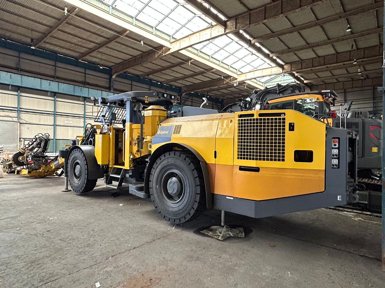 Atlas Copco (Epiroc) Boltec EC - Directional boring machine: picture 1 Atlas Copco (Epiroc) Boltec EC - Directional boring machine: picture 1