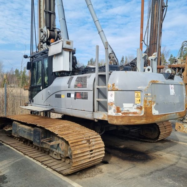 Banut 450 - Pile driver: picture 3 Banut 450 - Pile driver: picture 3