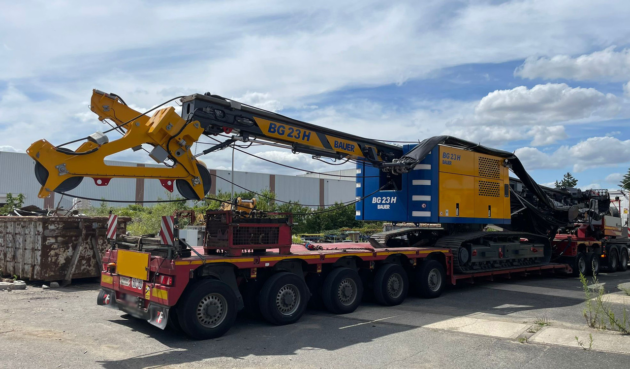 Bauer BG 23H - Pile driver: picture 3 Bauer BG 23H - Pile driver: picture 3