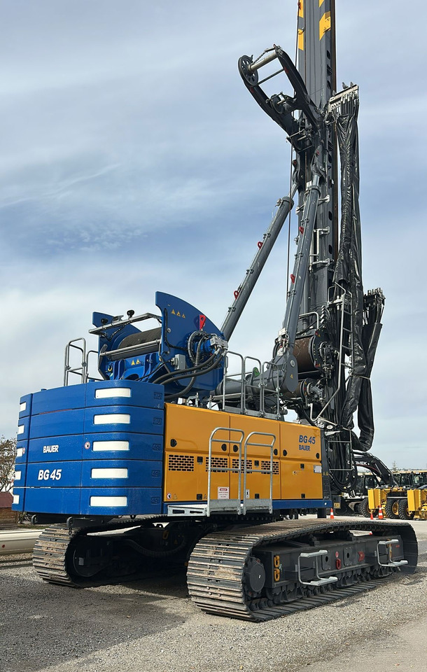 Bauer BG45V - Pile driver: picture 4 Bauer BG45V - Pile driver: picture 4
