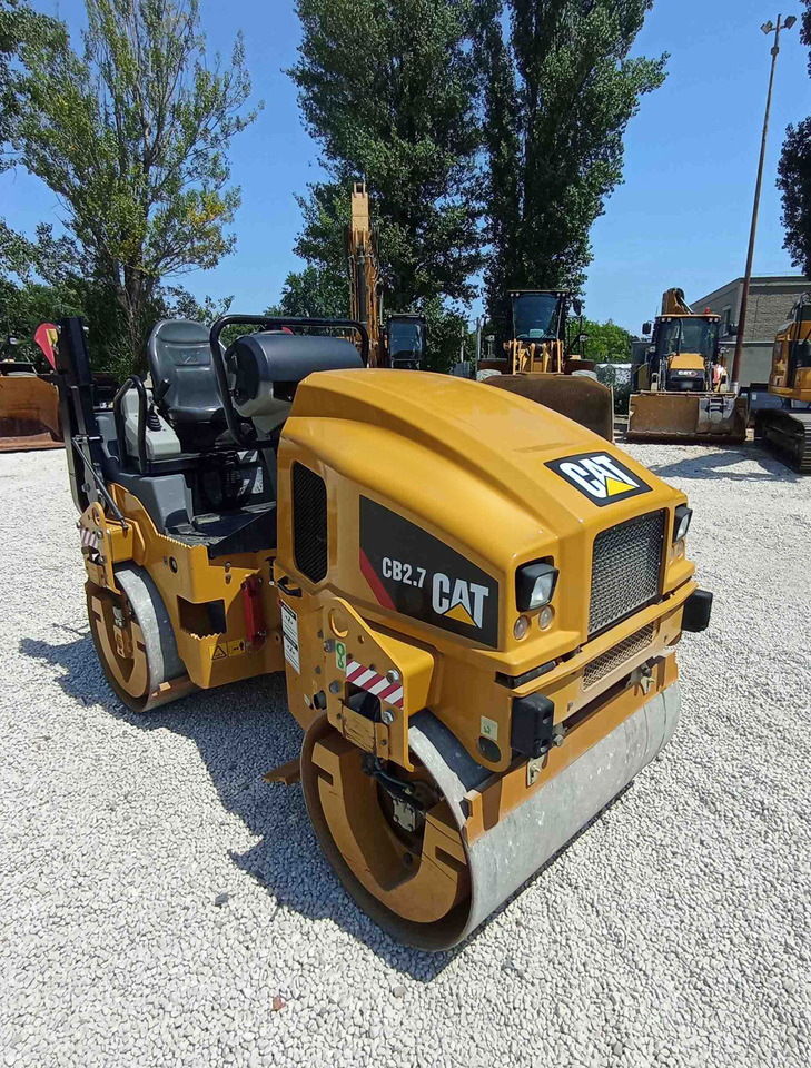 Caterpillar CB2.7 - Roller: picture 5 Caterpillar CB2.7 - Roller: picture 5