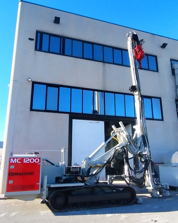 Comacchio MC1200 - Pile driver: picture 3 Comacchio MC1200 - Pile driver: picture 3