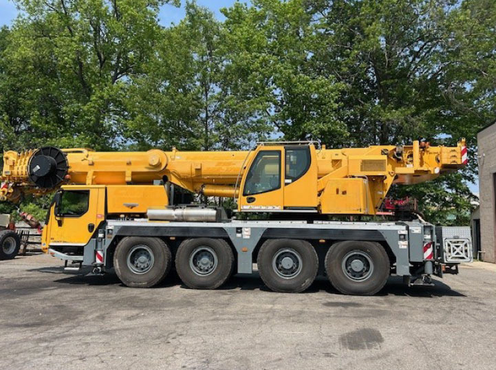 Liebherr LTM 1070-4.2 - Mobile crane: picture 2 Liebherr LTM 1070-4.2 - Mobile crane: picture 2