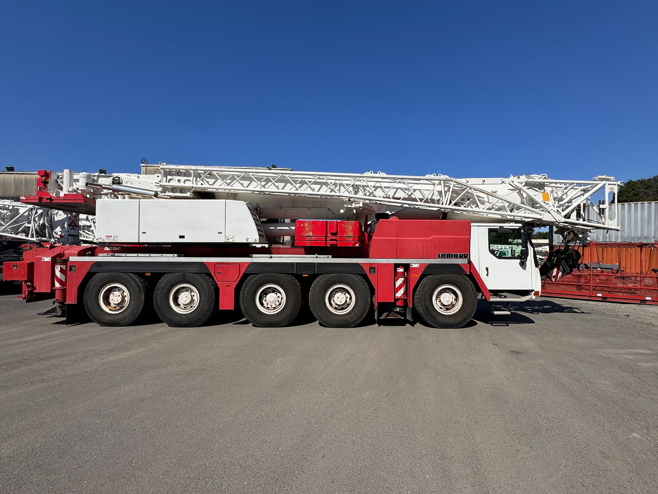 Liebherr LTM 1130-5.1 - Mobile crane: picture 3 Liebherr LTM 1130-5.1 - Mobile crane: picture 3