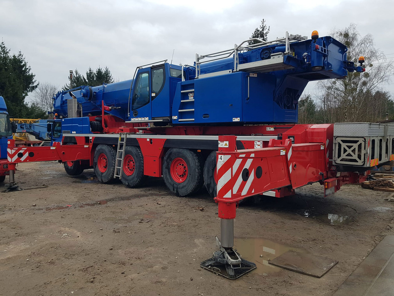 Liebherr LTM 1200-5.1 - Mobile crane: picture 3 Liebherr LTM 1200-5.1 - Mobile crane: picture 3