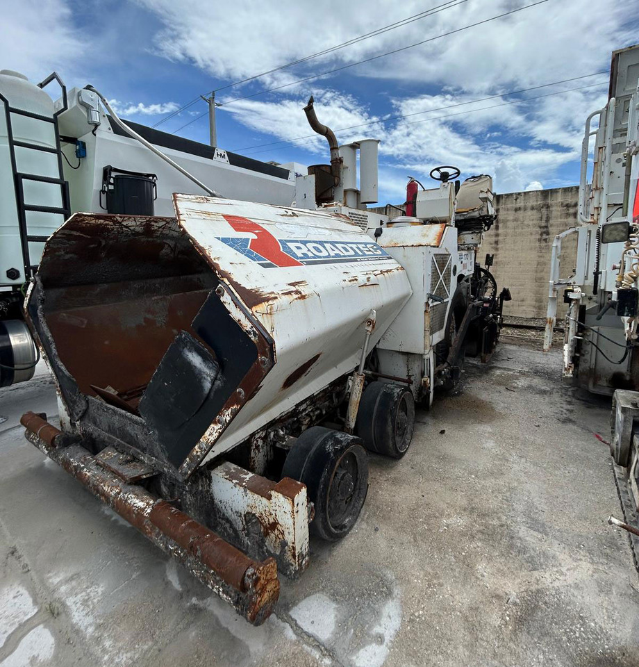 Roadtec RP-170 - Asphalt paver: picture 1 Roadtec RP-170 - Asphalt paver: picture 1