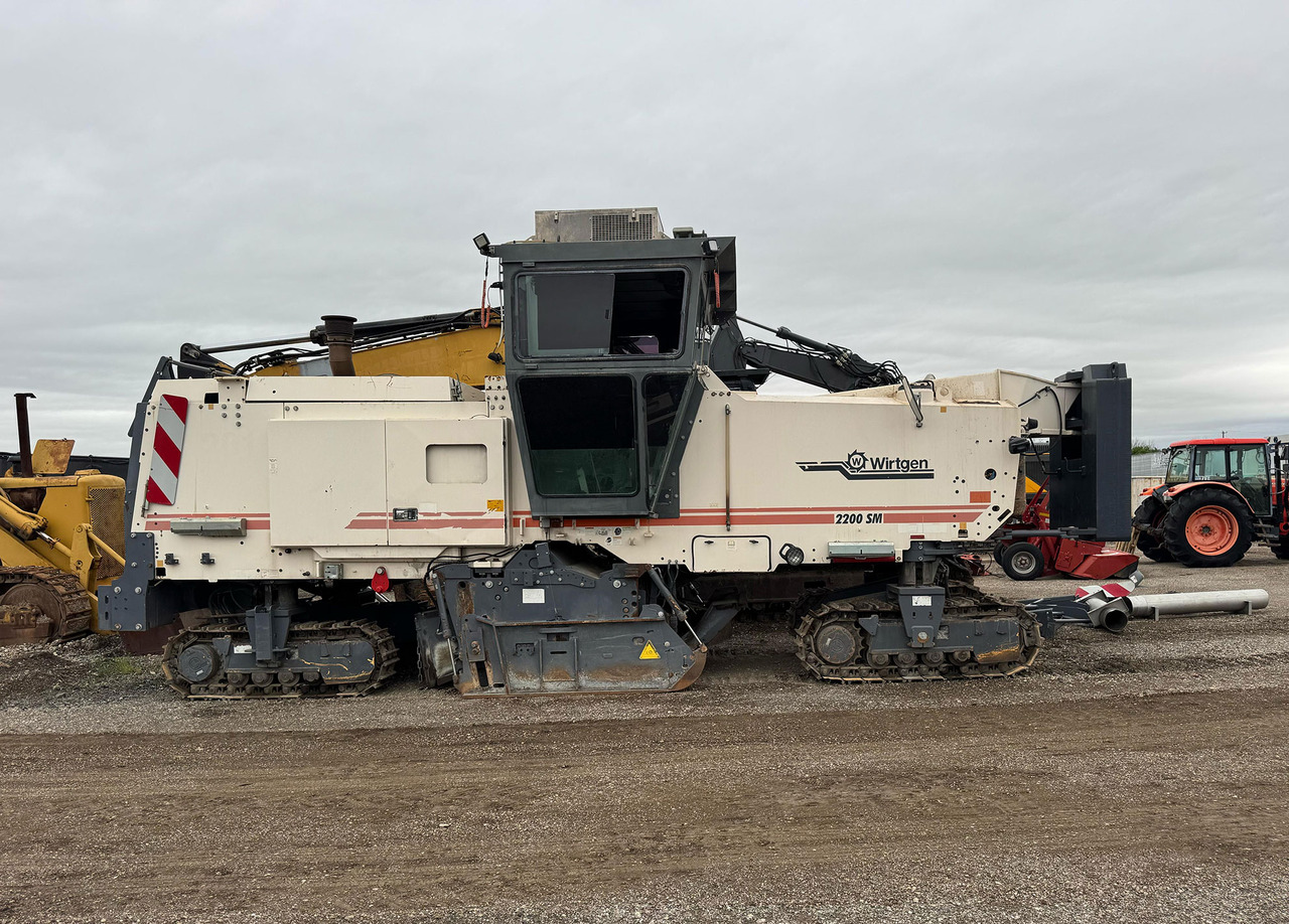 Wirtgen 2200 SM - Cold planer: picture 2 Wirtgen 2200 SM - Cold planer: picture 2