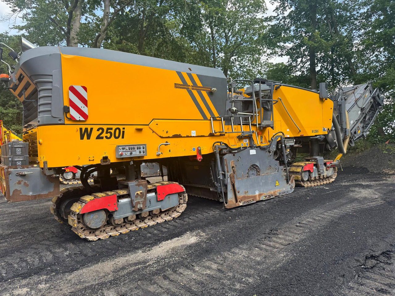 Wirtgen W 250 I - Cold planer: picture 1 Wirtgen W 250 I - Cold planer: picture 1
