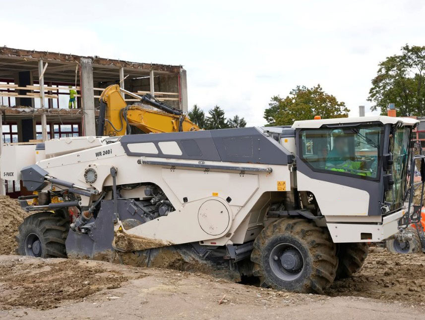 Wirtgen WR 240 i S-Pack - Soil stabilizer: picture 3 Wirtgen WR 240 i S-Pack - Soil stabilizer: picture 3