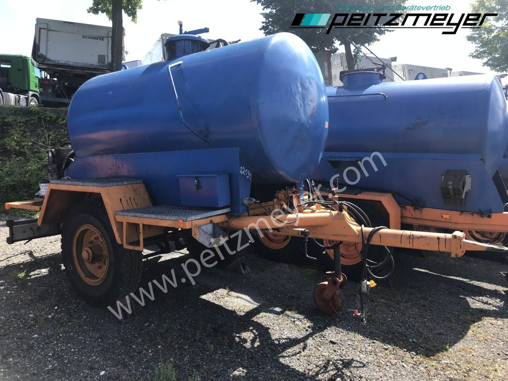 BATHE 1 Achs Anhänger Bitum / Teerkocher - 2,8 m³ Hatz Diesel-Motor 1 D 42 Z - Tank trailer: picture 4 BATHE 1 Achs Anhänger Bitum / Teerkocher - 2,8 m³ Hatz Diesel-Motor 1 D 42 Z - Tank trailer: picture 4