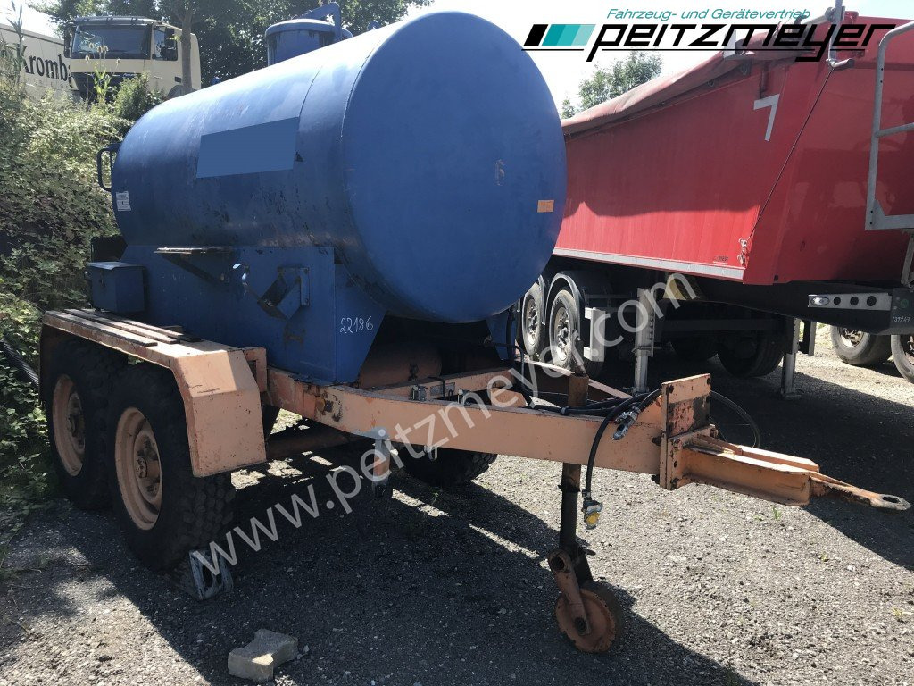 BATHE TANDEMANHÄNGER Bitum / Teerkocher 2,8 m³ - Asphalt distributor: picture 1 BATHE TANDEMANHÄNGER Bitum / Teerkocher 2,8 m³ - Asphalt distributor: picture 1