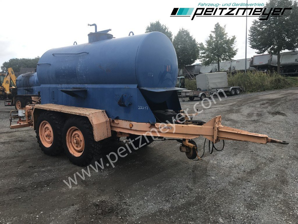 BATHE TANDEMANHÄNGER Bitum / Teerkocher 3,5 m³ Hatz Diesel-Motor 1 B 40 - Asphalt distributor: picture 4 BATHE TANDEMANHÄNGER Bitum / Teerkocher 3,5 m³ Hatz Diesel-Motor 1 B 40 - Asphalt distributor: picture 4