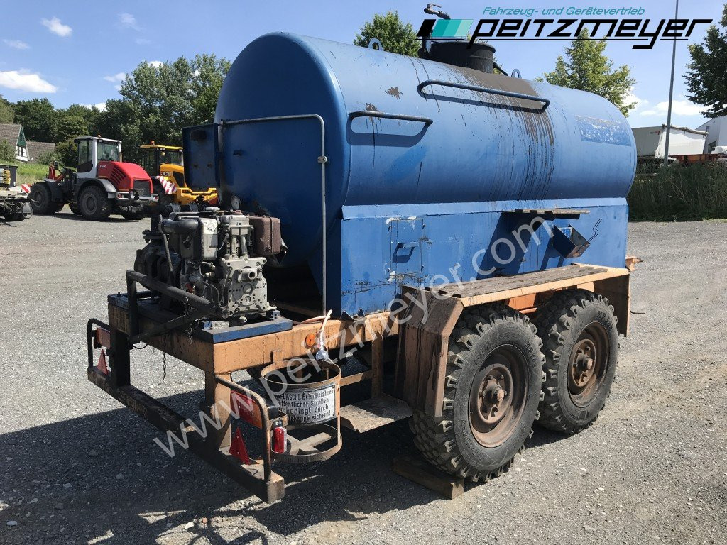 BATHE TANDEMANHÄNGER Bitum / Teerkocher 3,5 m³ Hatz Diesel-Motor 1 B 40 - Asphalt distributor: picture 1 BATHE TANDEMANHÄNGER Bitum / Teerkocher 3,5 m³ Hatz Diesel-Motor 1 B 40 - Asphalt distributor: picture 1