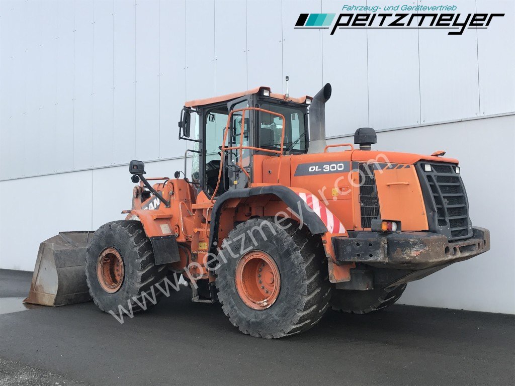 Doosan Radlader DL 300-3 - Wheel loader: picture 4 Doosan Radlader DL 300-3 - Wheel loader: picture 4