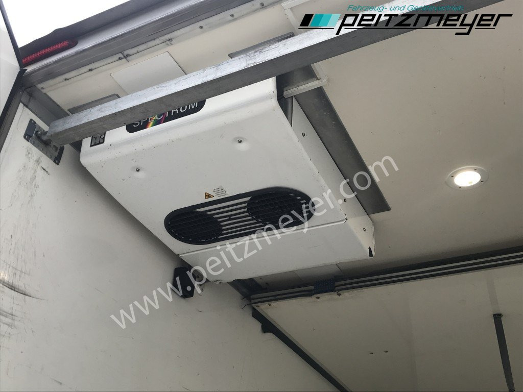 Refrigerator truck MERCEDES-BENZ Atego 818 L Tiefkühlkoffer m. Trennwand, Thermo T 800, LBW, Klima: picture 36 Refrigerator truck MERCEDES-BENZ Atego 818 L Tiefkühlkoffer m. Trennwand, Thermo T 800, LBW, Klima: picture 36