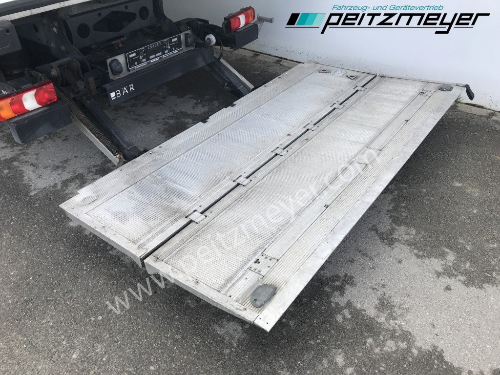 Refrigerator truck MERCEDES-BENZ Atego 818 L Tiefkühlkoffer m. Trennwand, Thermo T 800, LBW, Klima: picture 41 Refrigerator truck MERCEDES-BENZ Atego 818 L Tiefkühlkoffer m. Trennwand, Thermo T 800, LBW, Klima: picture 41