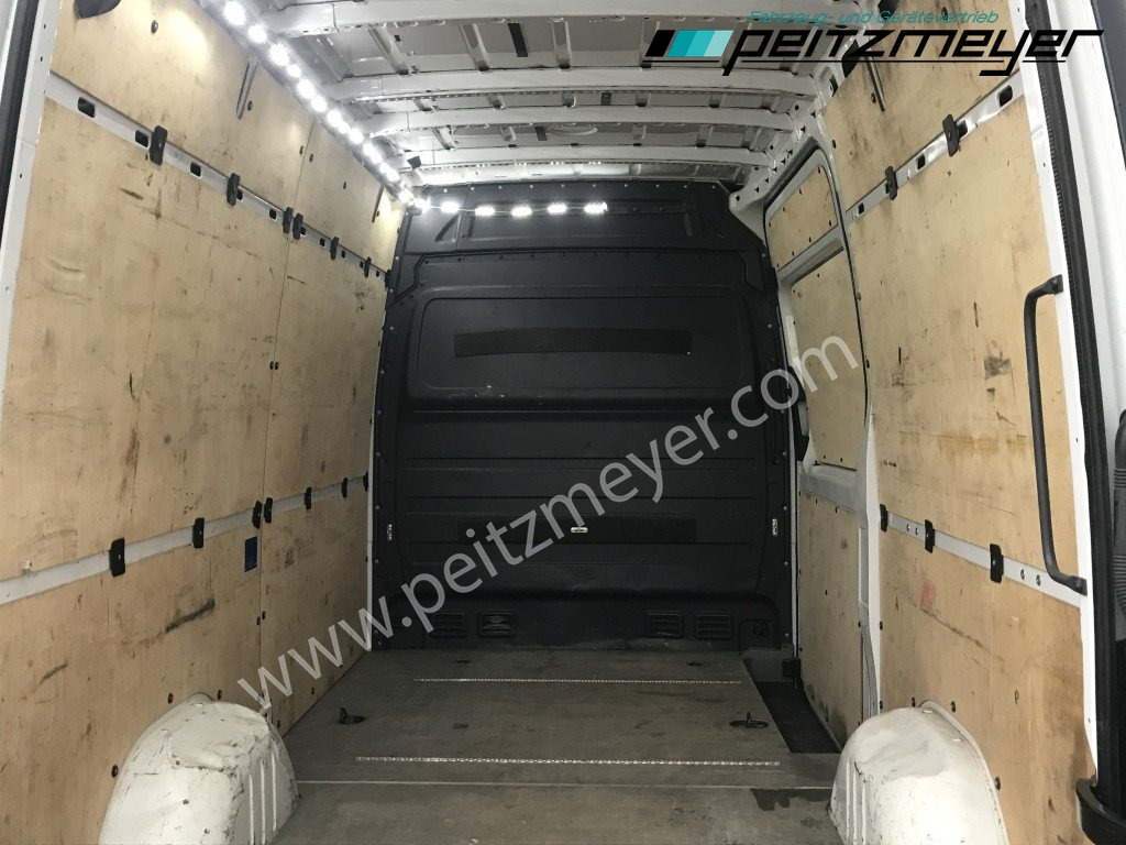 Small van MERCEDES-BENZ Sprinter 216 CDI: picture 19