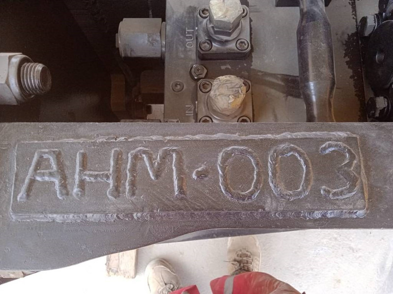 Cat H180GC Hammer (2 pcs available in Abu Dhabi) - Hydraulic hammer for Construction machinery: picture 2 Cat H180GC Hammer (2 pcs available in Abu Dhabi) - Hydraulic hammer for Construction machinery: picture 2