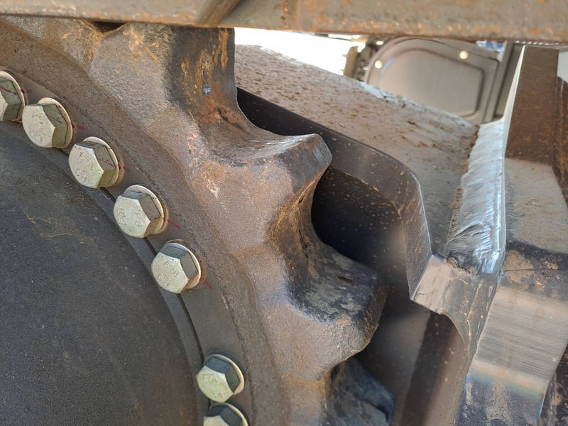 Crawler excavator Develon DX 300 LC-7LC-7M (4 Pieces available): picture 14