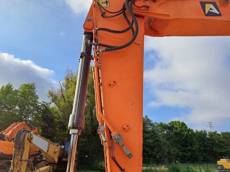 Crawler excavator Doosan DX 235 LCR-5: picture 8