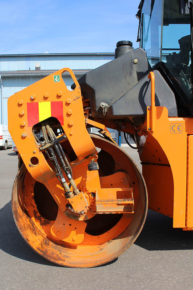 Road roller CATERPILLAR CD10: picture 9
