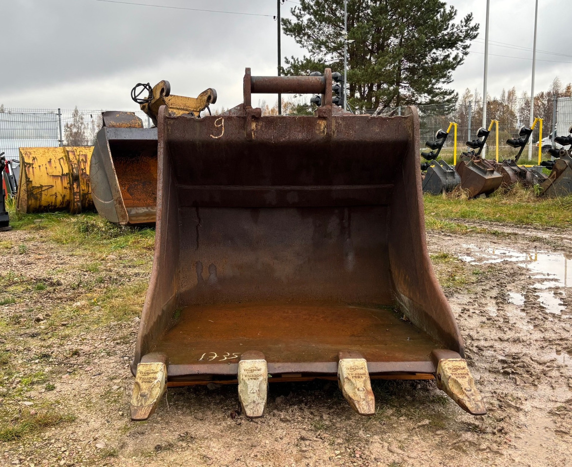 Miller 1200mm - Excavator bucket for Excavator: picture 4 Miller 1200mm - Excavator bucket for Excavator: picture 4