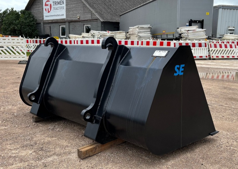 Volvo BM 2400mm - Loader bucket for Wheel loader: picture 4 Volvo BM 2400mm - Loader bucket for Wheel loader: picture 4