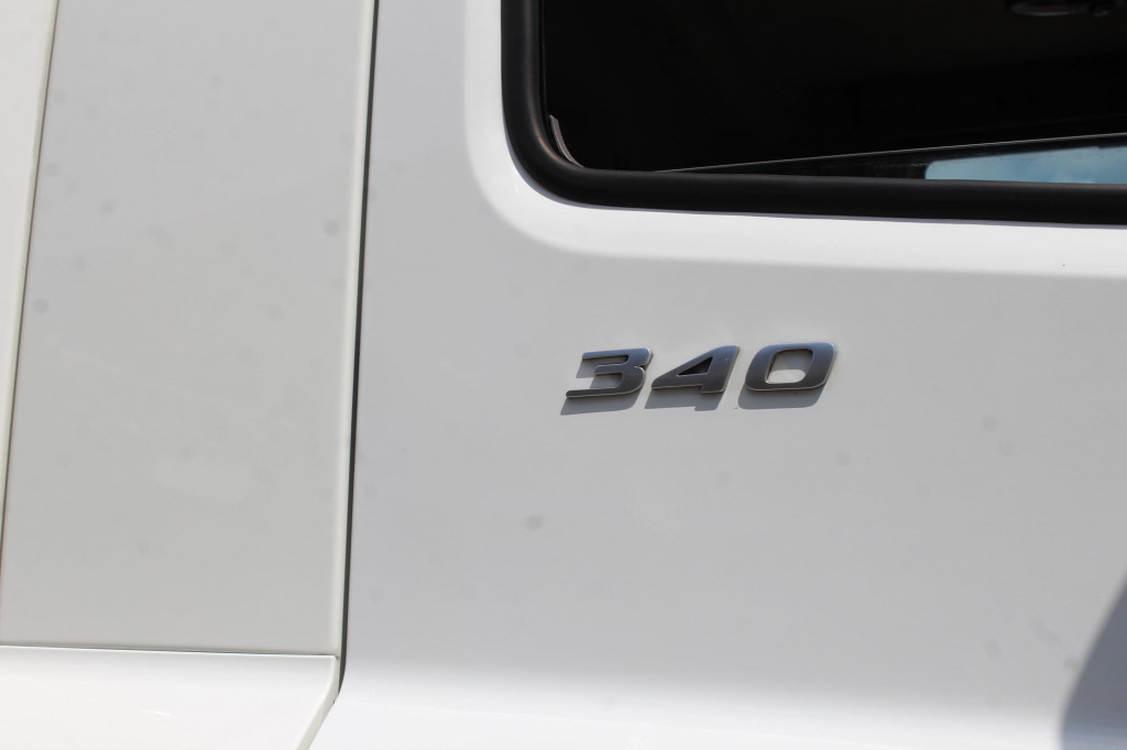 Daf CF 340 E6 Koffer 8,5m Klima LDW Rolltor LBW - Box truck: picture 5 Daf CF 340 E6 Koffer 8,5m Klima LDW Rolltor LBW - Box truck: picture 5