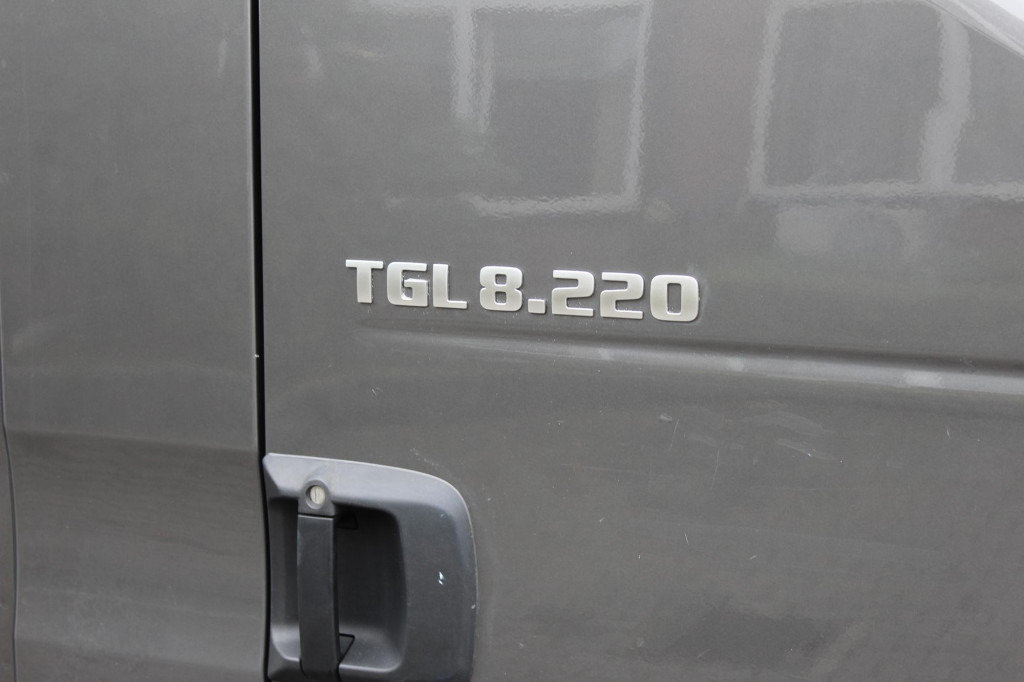 MAN TGL 8.220 Plane AHK 6,1 m Luft Klima - Curtainsider truck: picture 4 MAN TGL 8.220 Plane AHK 6,1 m Luft Klima - Curtainsider truck: picture 4