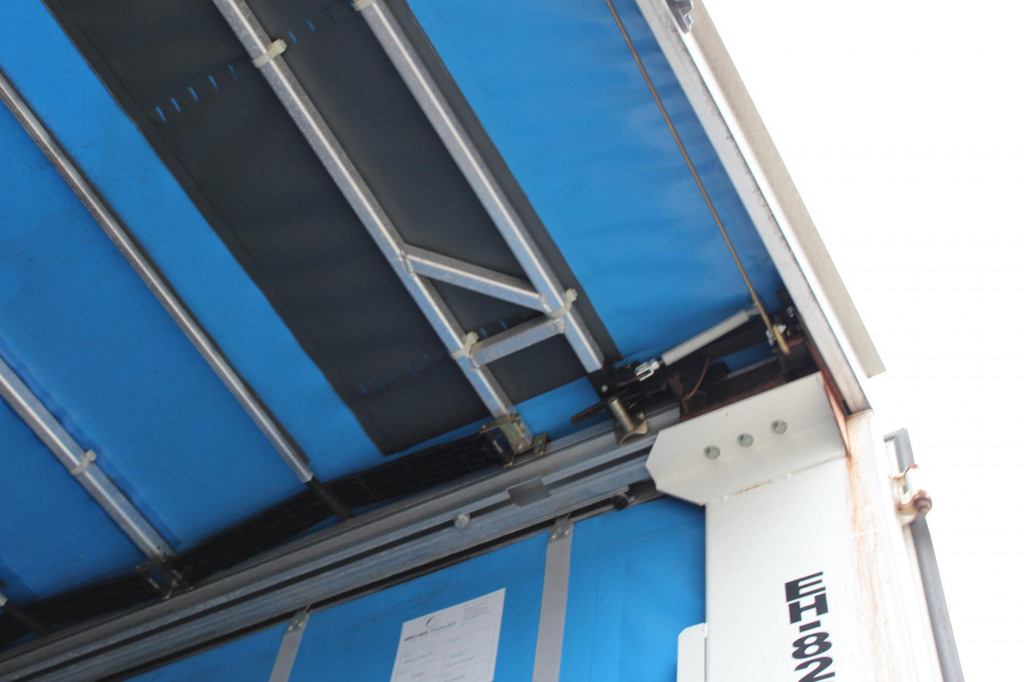 MAN TGS 18.440 Plane Zug Schlafplatz AHK Retarder - Curtainsider truck: picture 2 MAN TGS 18.440 Plane Zug Schlafplatz AHK Retarder - Curtainsider truck: picture 2