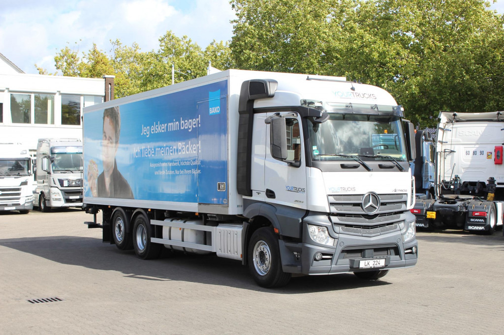 Refrigerator truck Mercedes-Benz Actros 2533 E6 Kühlkoffer Lift-Lenkachse LBW: picture 9