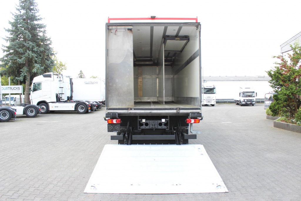 Refrigerator truck Mercedes-Benz Actros 2533 E6 Kühlkoffer Lift-Lenkachse LBW: picture 13