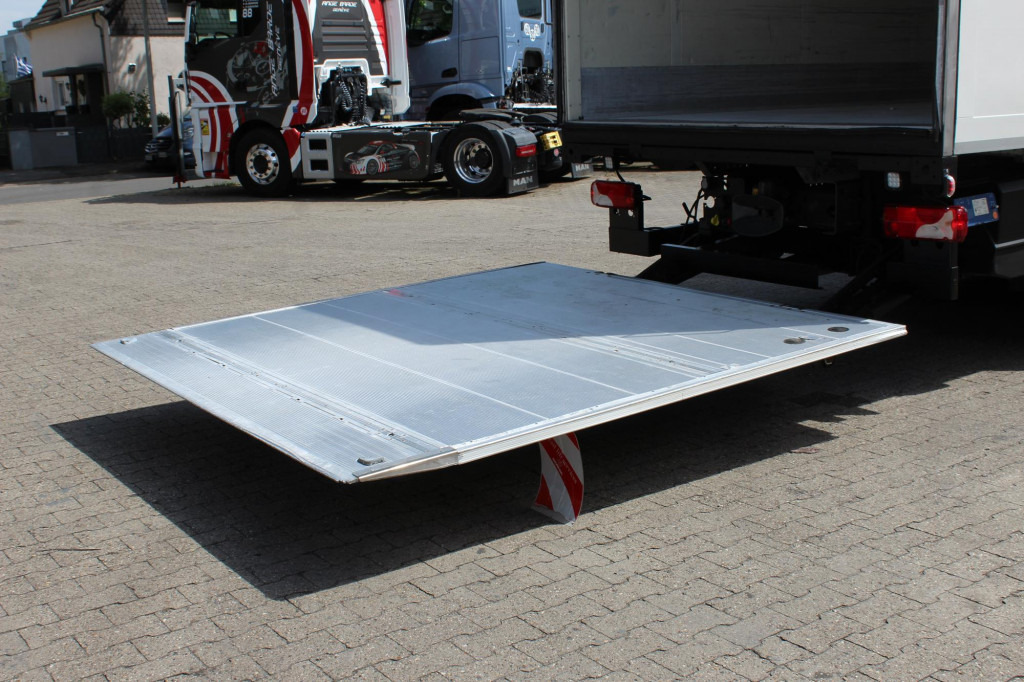 Leasing of Scania R 450 E6 Topline  CS Silent Strom LBW Lenkachse Scania R 450 E6 Topline  CS Silent Strom LBW Lenkachse: picture 13
