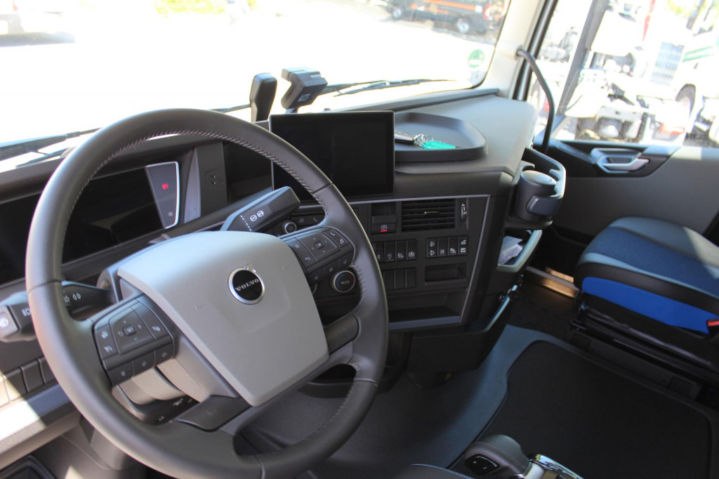 Volvo FH 500 Globe XL I-Park Cool Navi Miete-Rent! - Tractor unit: picture 4 Volvo FH 500 Globe XL I-Park Cool Navi Miete-Rent! - Tractor unit: picture 4