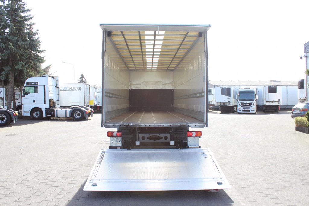 Truck Mercedes-Benz Atego 1321 E6  Koffer Klima Kamera Schalter LBW: picture 12