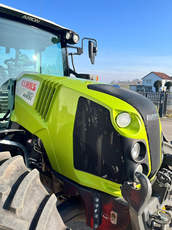 Farm tractor CLAAS Arion 420 Cis, Frontzapfwelle und Frontkraftheber: picture 36