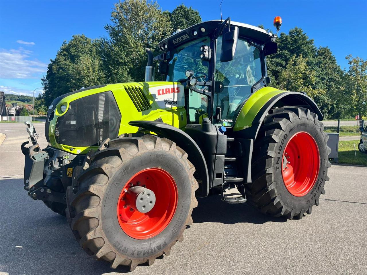 CLAAS Axion 870 CMATIC mit S10 GPS und Cebis Touch, Vorderreifen NEU - Farm tractor: picture 2 CLAAS Axion 870 CMATIC mit S10 GPS und Cebis Touch, Vorderreifen NEU - Farm tractor: picture 2